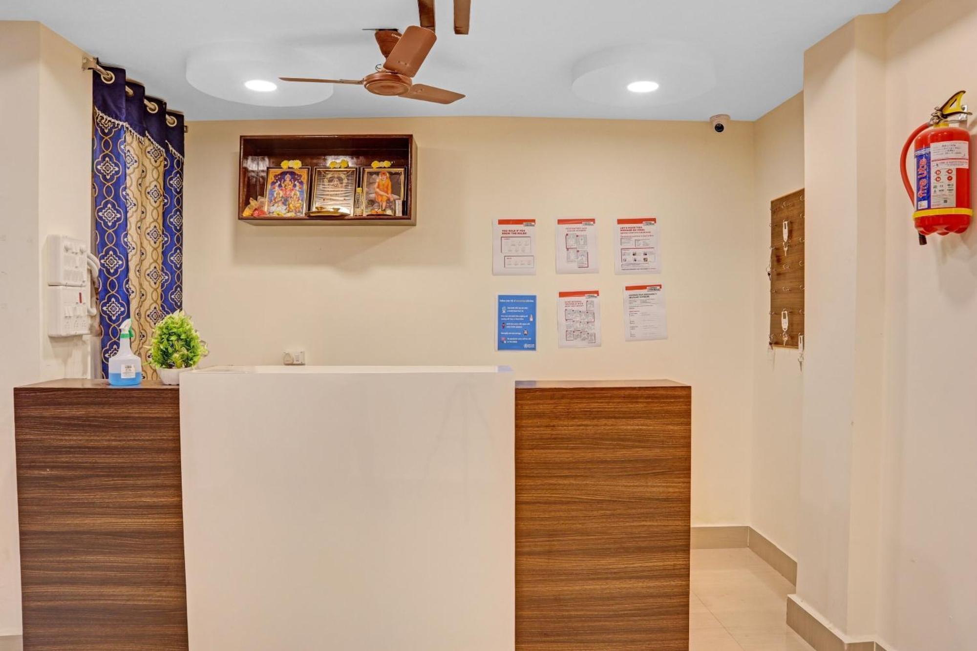 Super Hotel O Ramya Inn 와랑갈 외부 사진